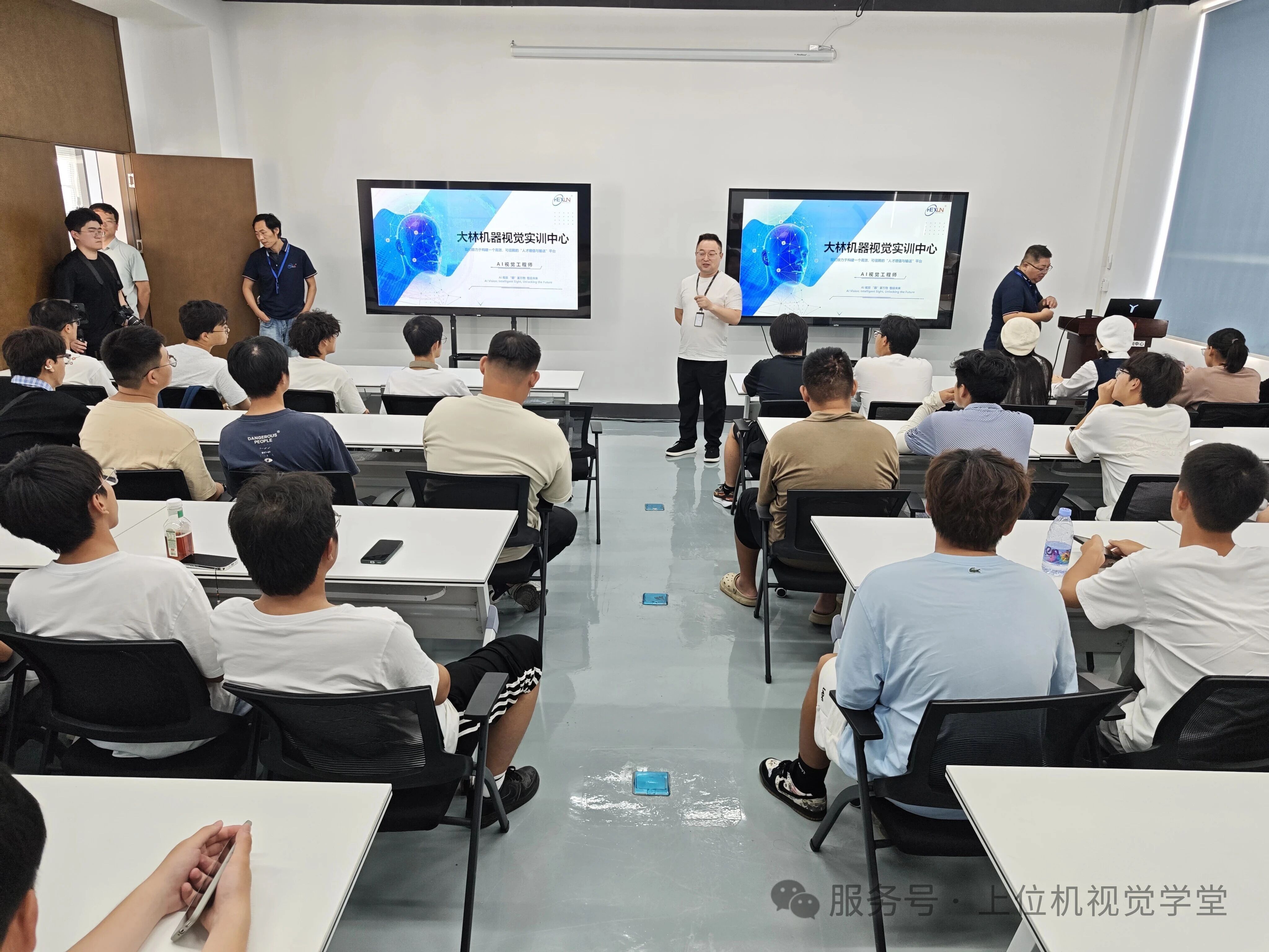 微信图片_2025-10-31_093252_362.jpg