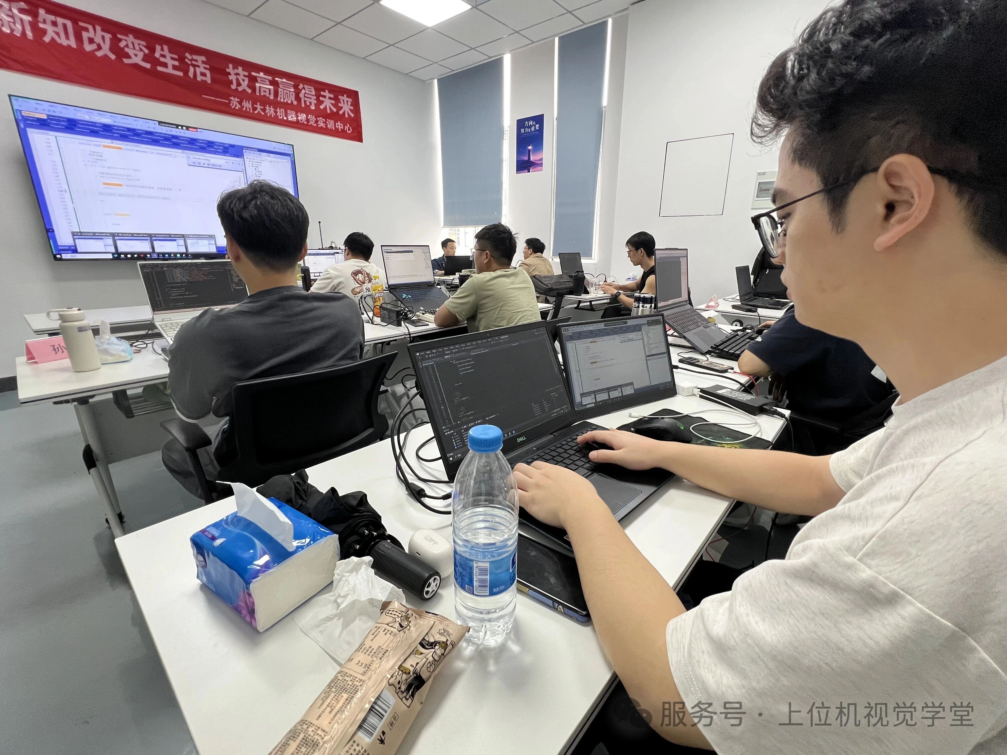 微信图片_2025-10-31_093615_499.jpg